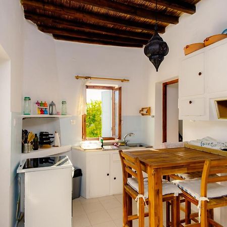 Spiti Marcos Villa Kini ภายนอก รูปภาพ